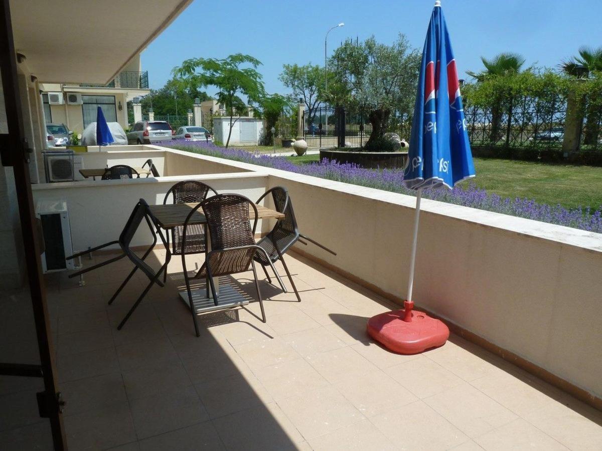 Golden Dunes Primorsko Apartments Esterno foto